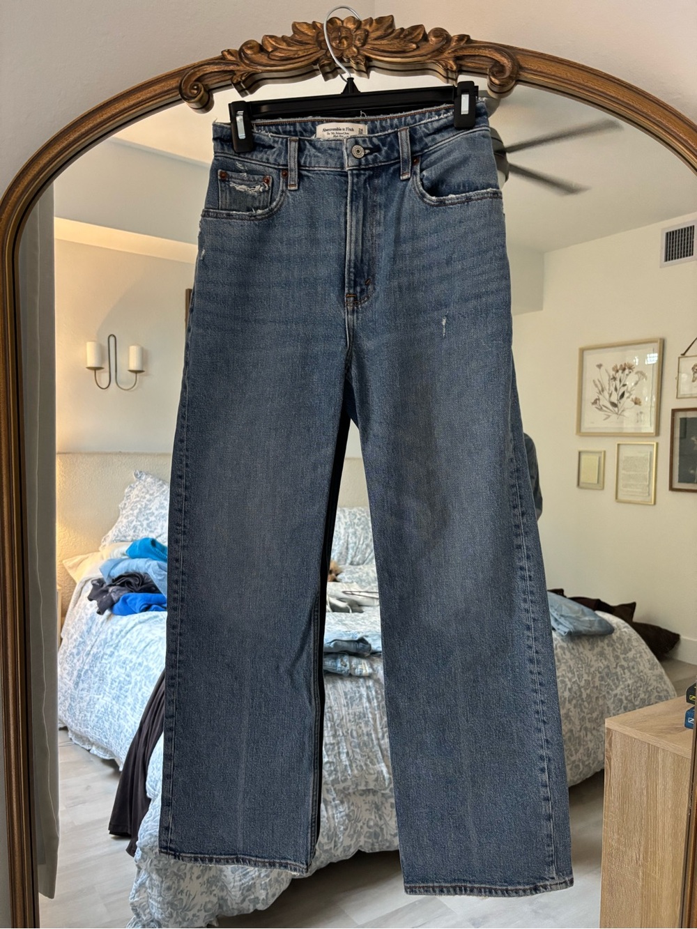 Abercrombie & Fitch 90s Relaxed High Rise Jeans